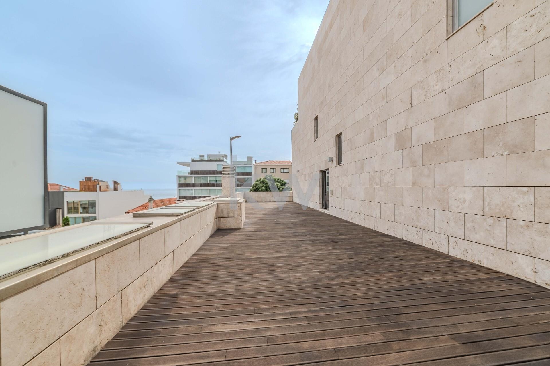 Apartamento T4 à Venda em Porto - Portugal - 1
