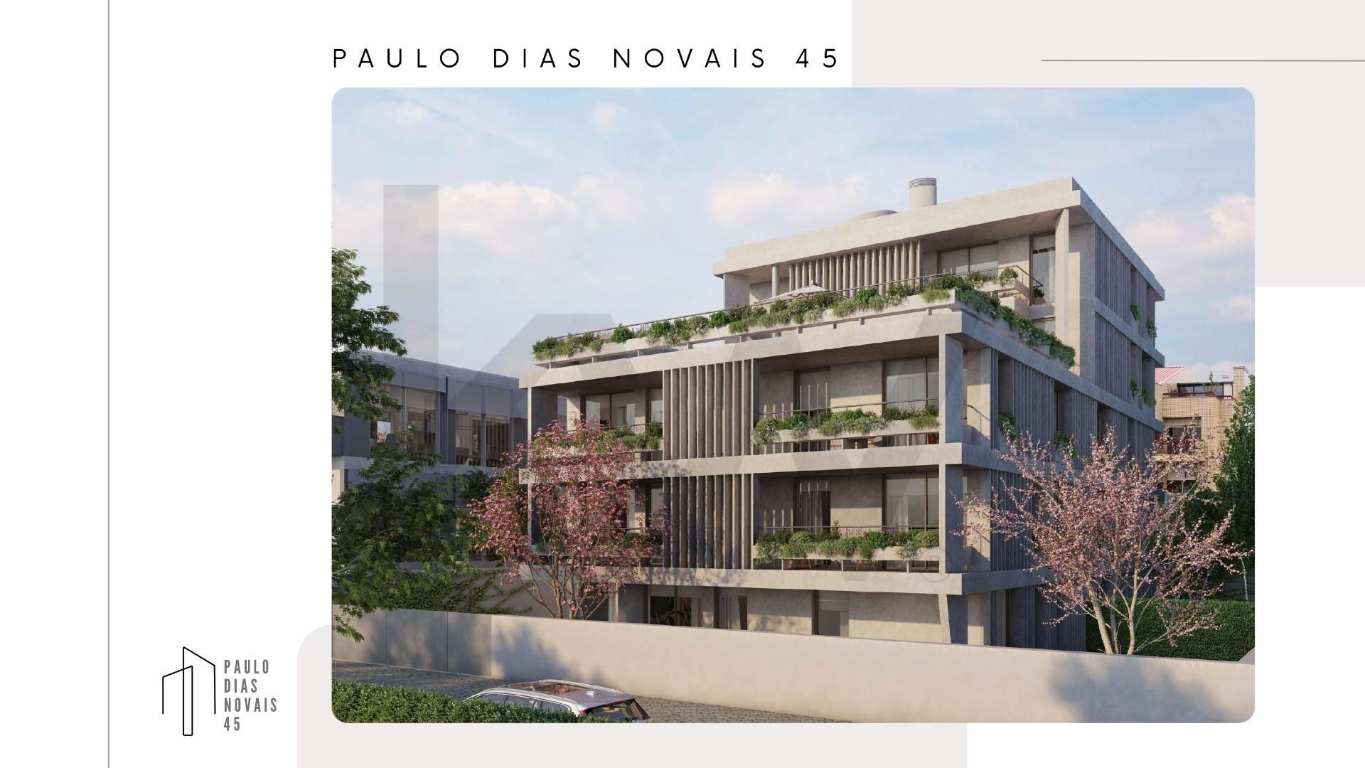 Apartamento T4 na Planta à Venda em Porto - Portugal - 2