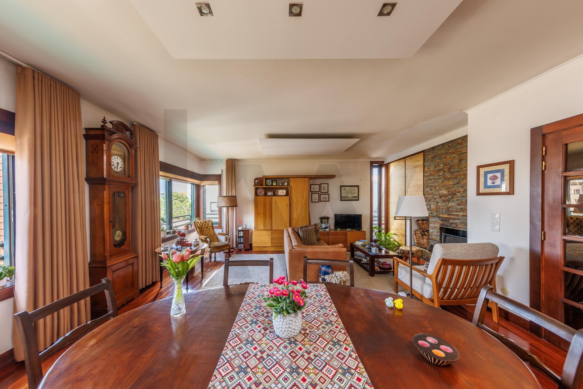 Apartamento T4 à Venda em Porto - Portugal - 4