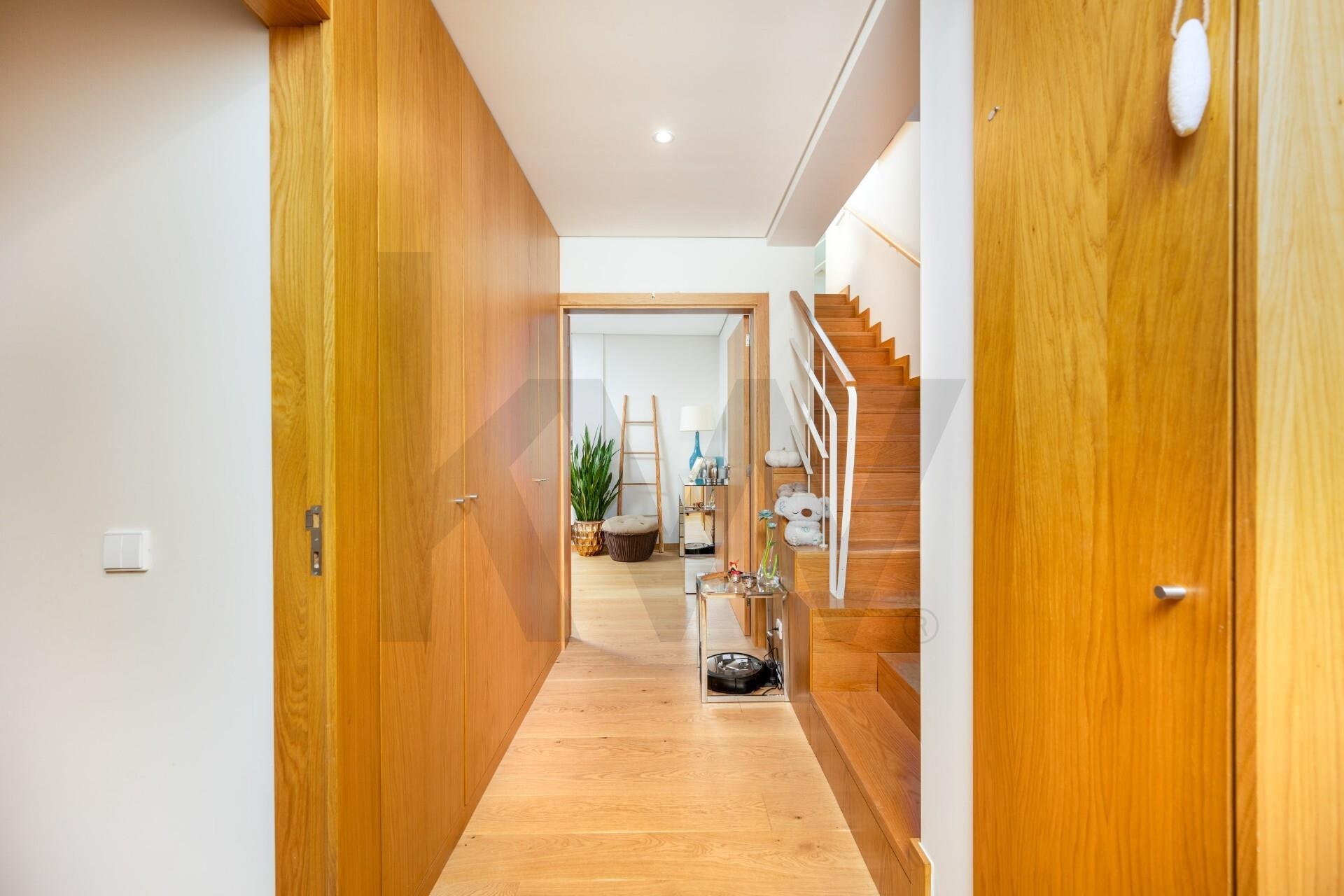 Apartamento T4 à Venda em Porto - Portugal - 5