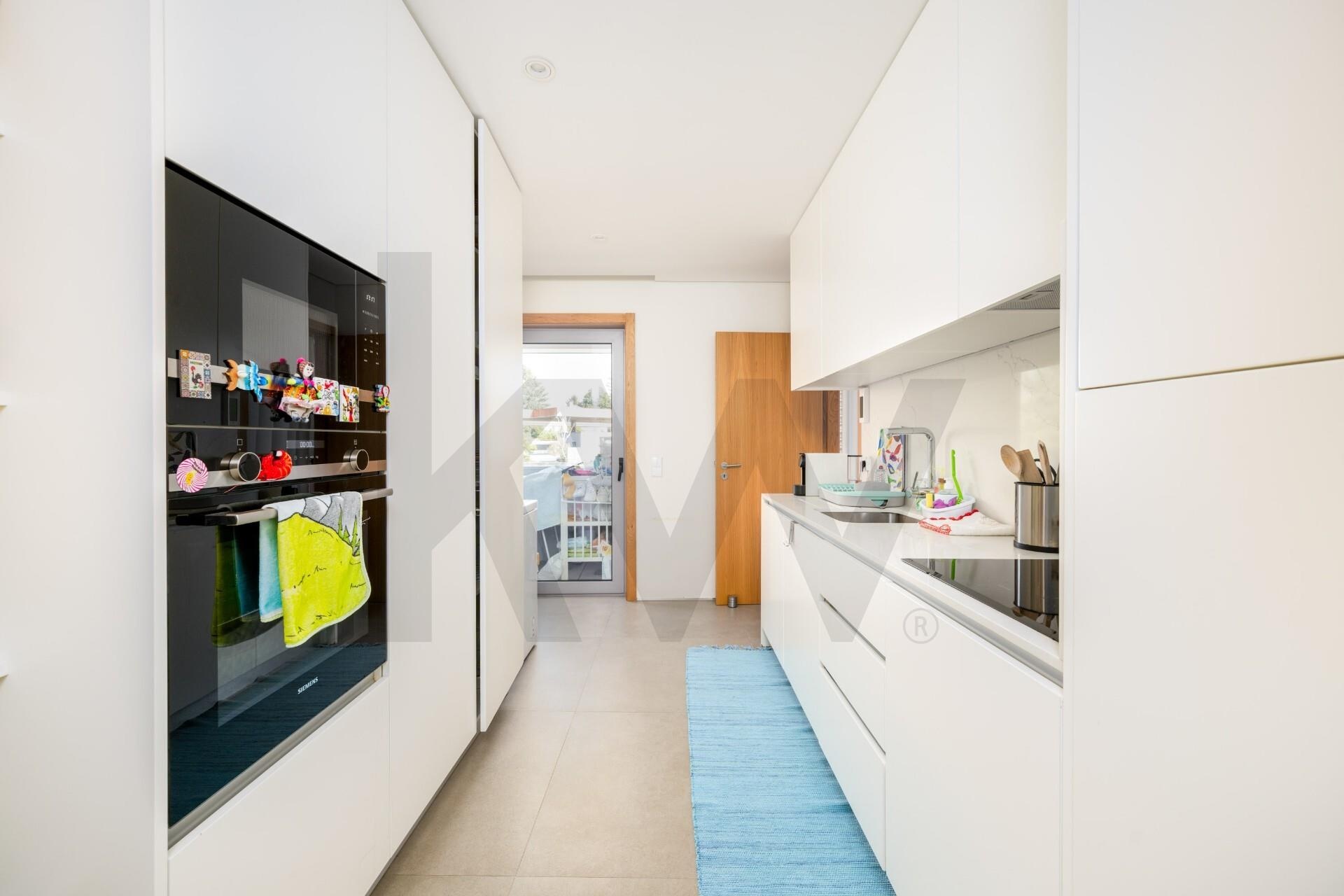 Apartamento T4 à Venda em Porto - Portugal - 7