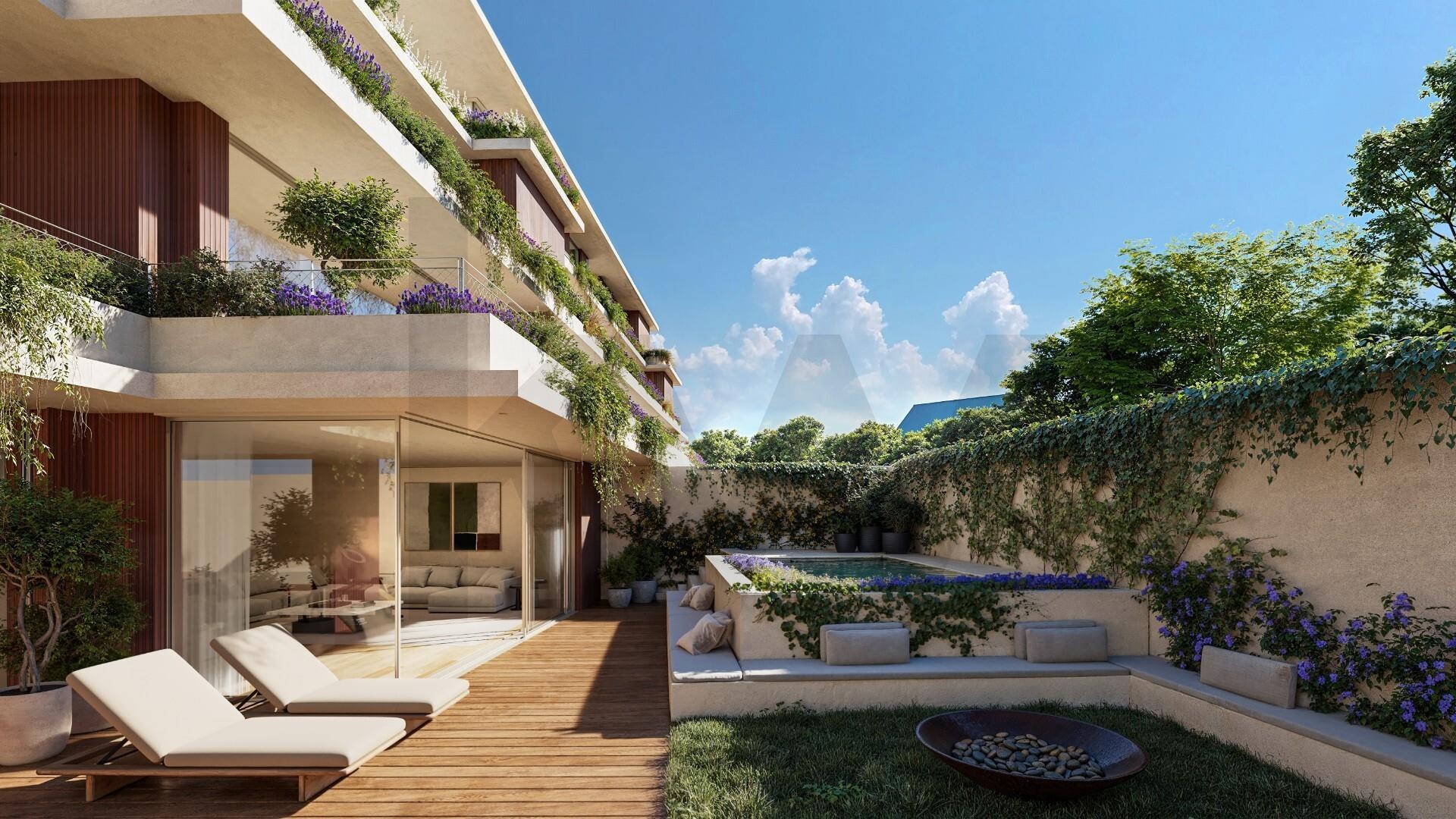 Apartamento T4 na Planta à Venda em Porto - Portugal - 1