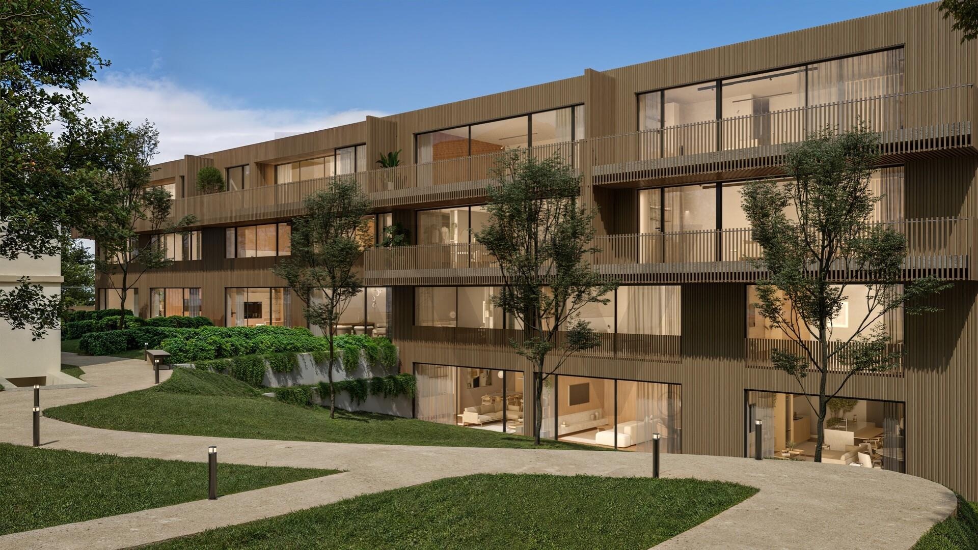 Apartamento T4 na Planta à Venda em Porto - Portugal - 1