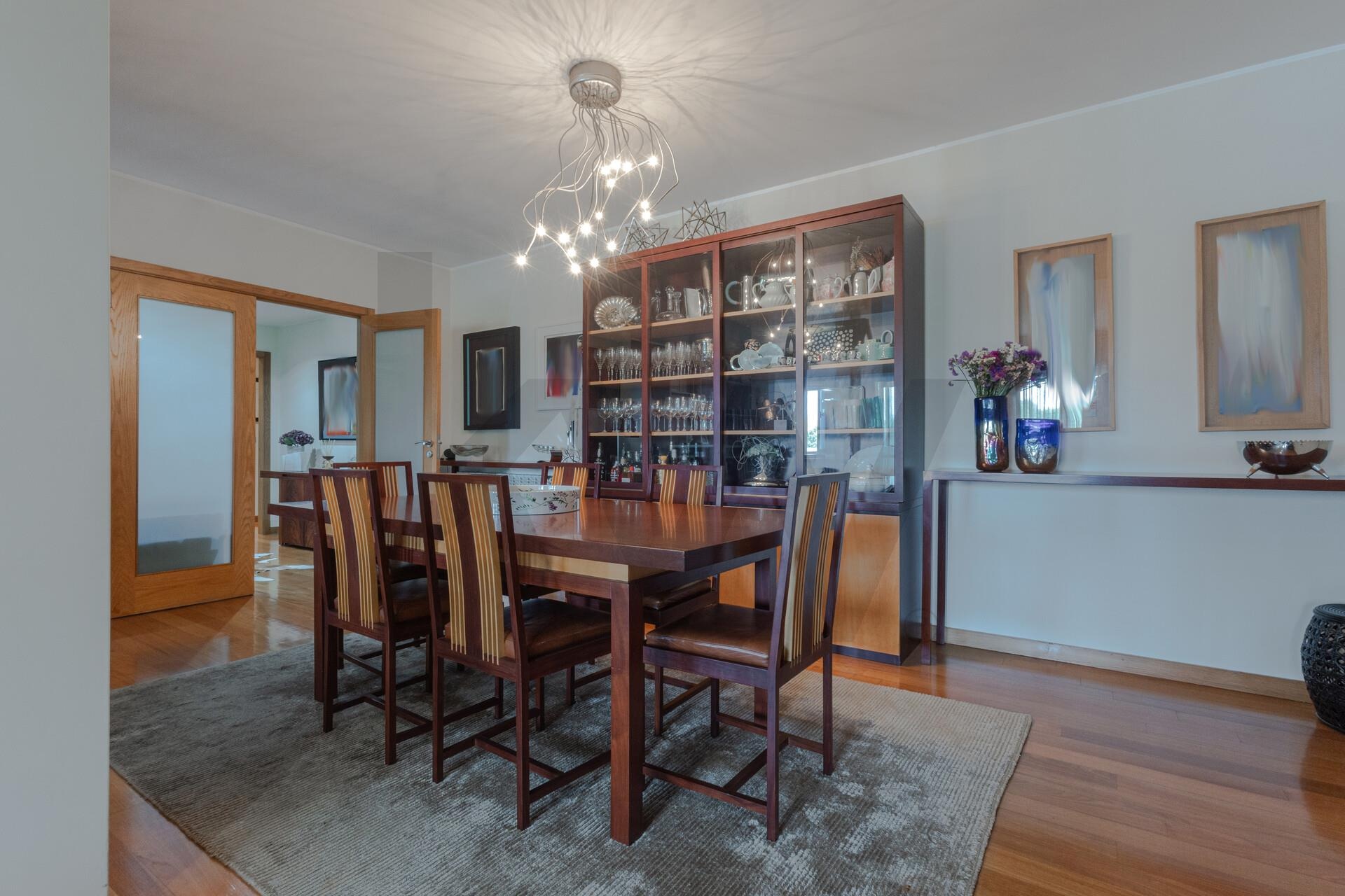 Apartamento T4 à Venda em Porto - Portugal - 5