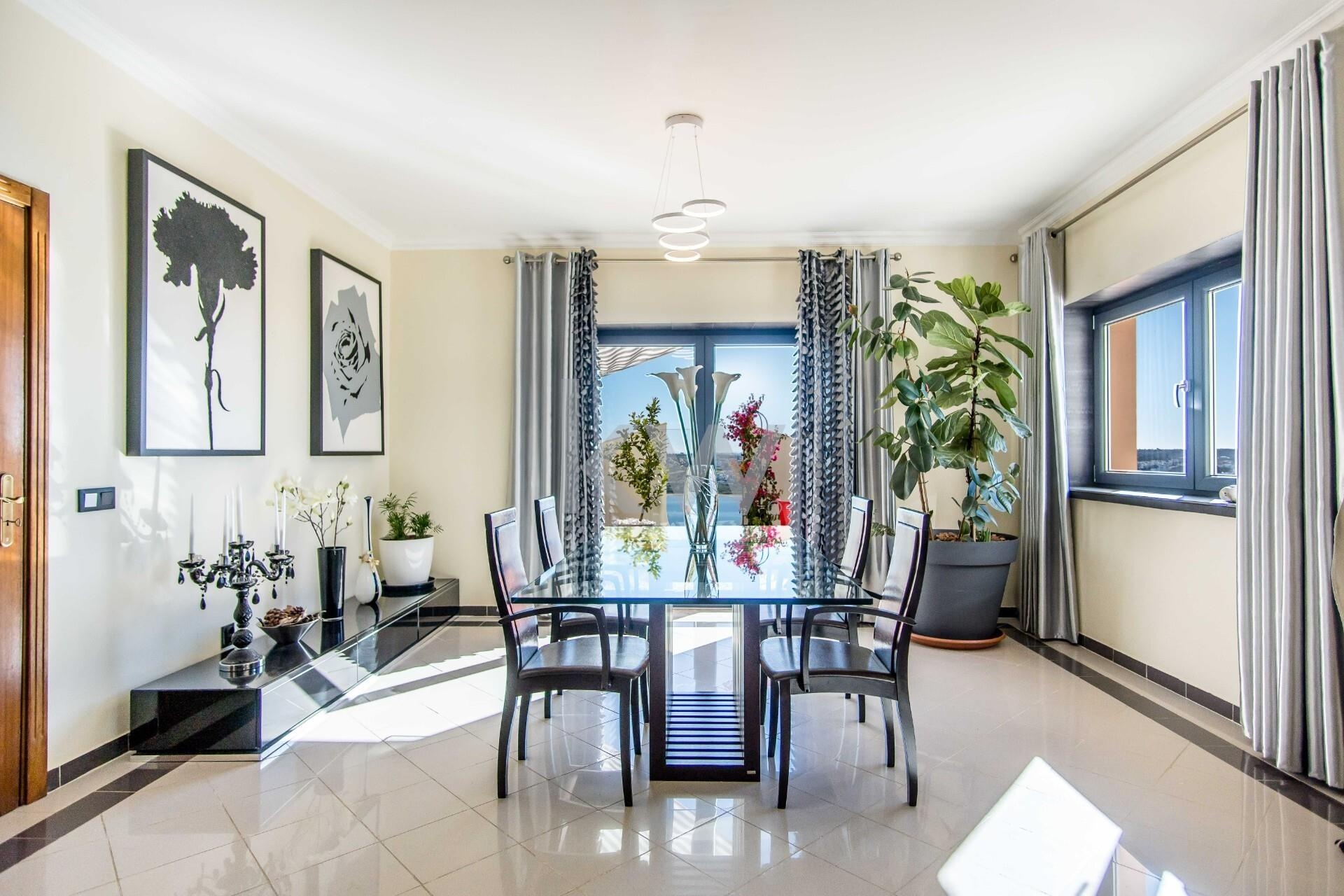 Apartamento T4 à Venda em Praia da Rocha - Portugal - 5