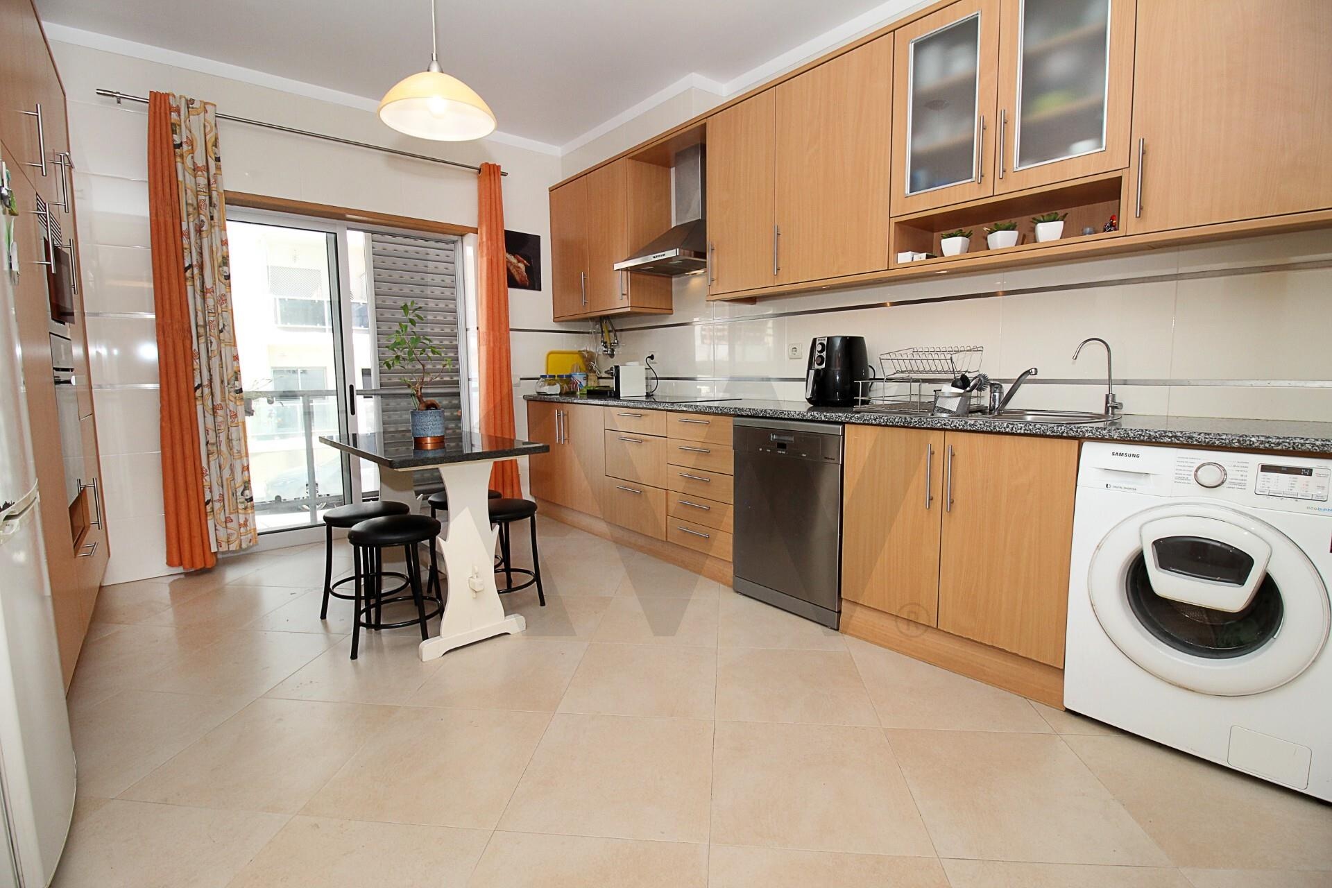 Apartamento T4 à Venda em Praia da Rocha - Portugal - 5