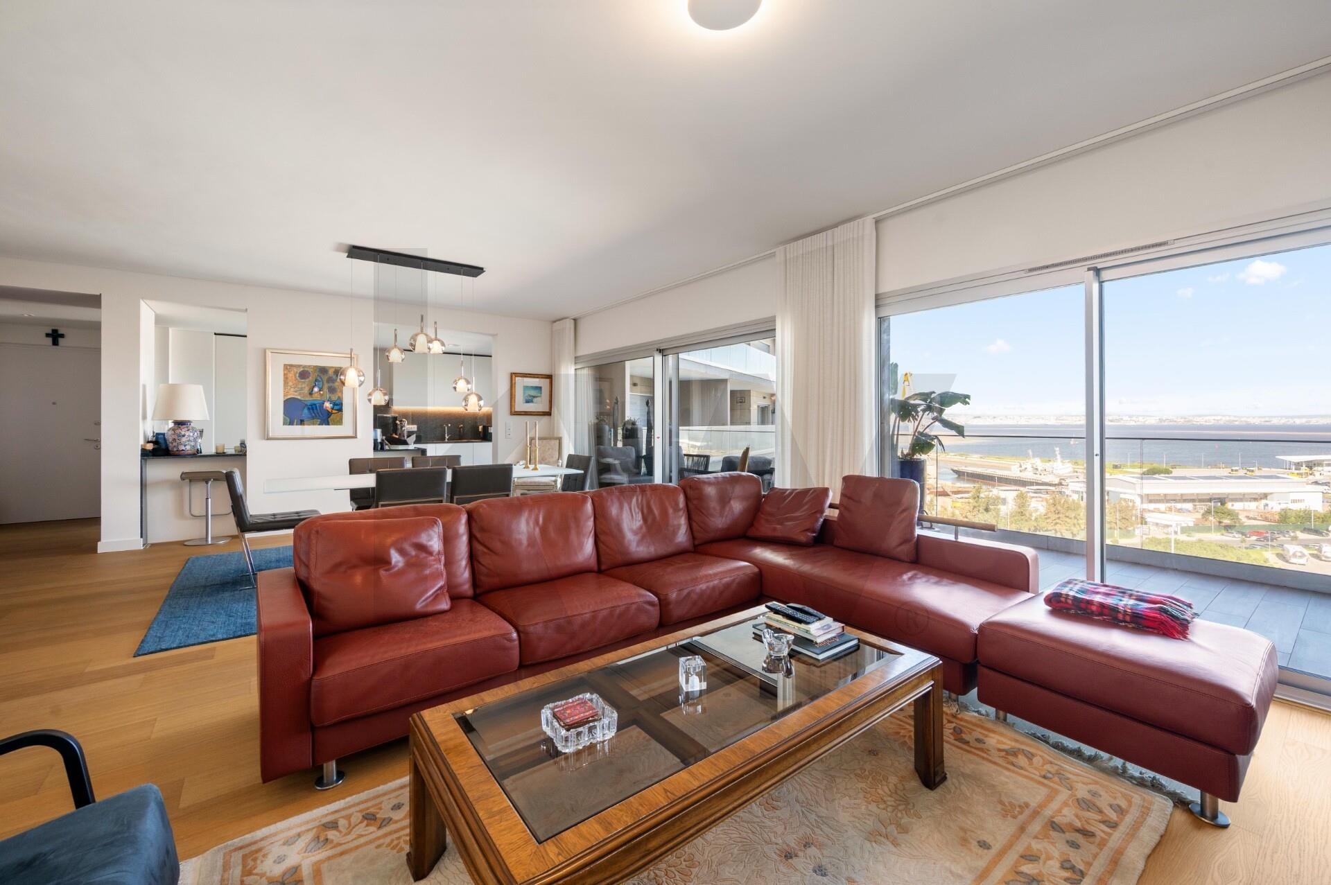 Apartamento T4 à Venda em Seixal - Portugal - 4