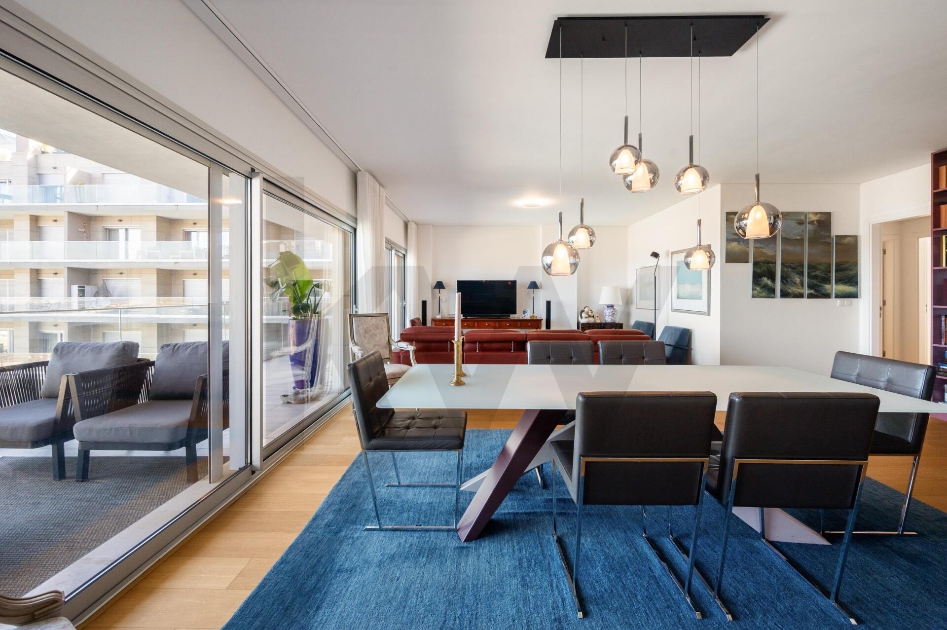 Apartamento T4 à Venda em Seixal - Portugal - 6