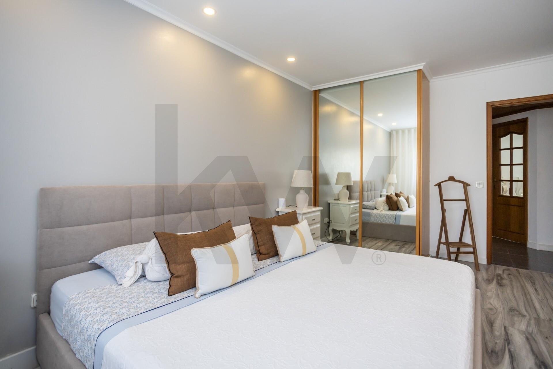 Apartamento T4 à Venda em Seixal - Portugal - 7