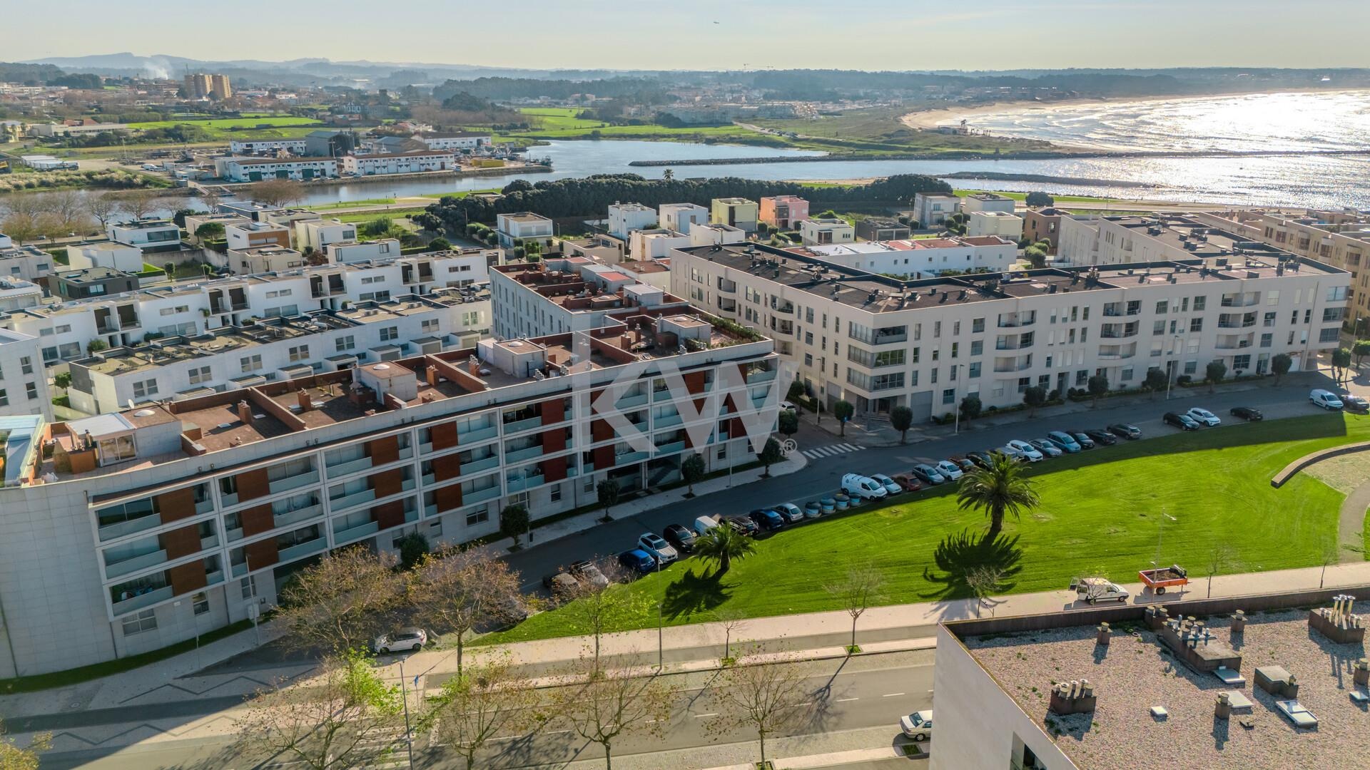 Apartamento T4 à Venda em Vila Do Conde - Porto - Portugal - 2