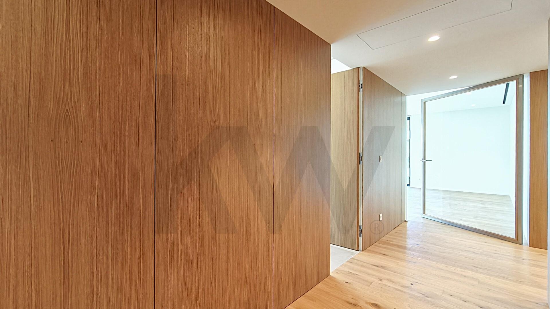 Apartamento T4 à Venda em Vila Nova de Gaia - Portugal - 4