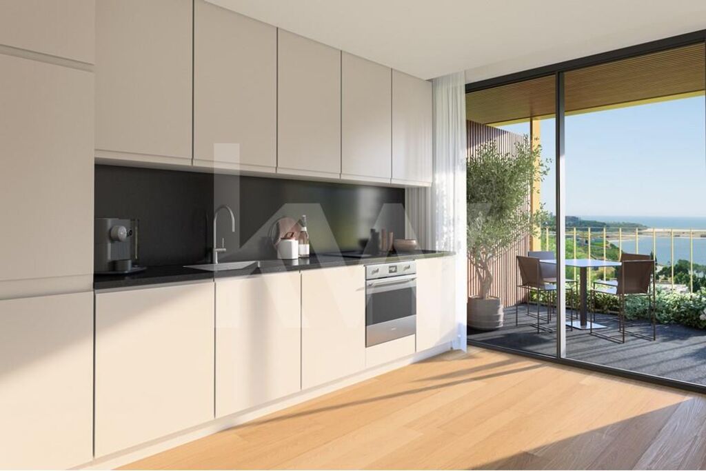 Apartamento T4 na Planta à Venda em Vila Nova de Gaia - Portugal - 3