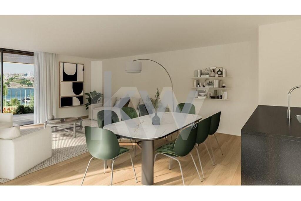 Apartamento T4 à Venda em Vila Nova de Gaia - Portugal - 3