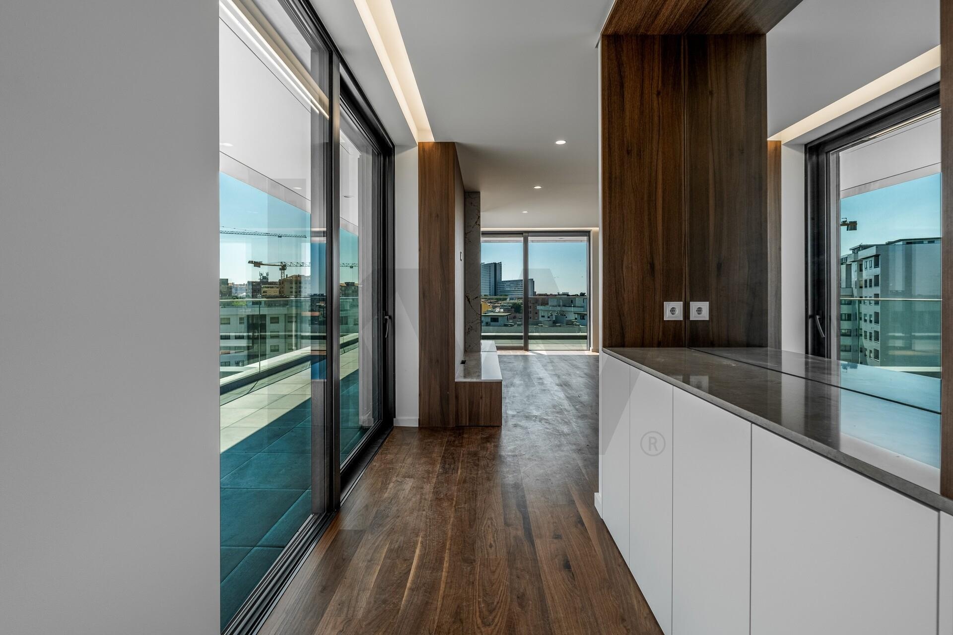 Apartamento T4 à Venda em Vila Nova de Gaia - Portugal - 8