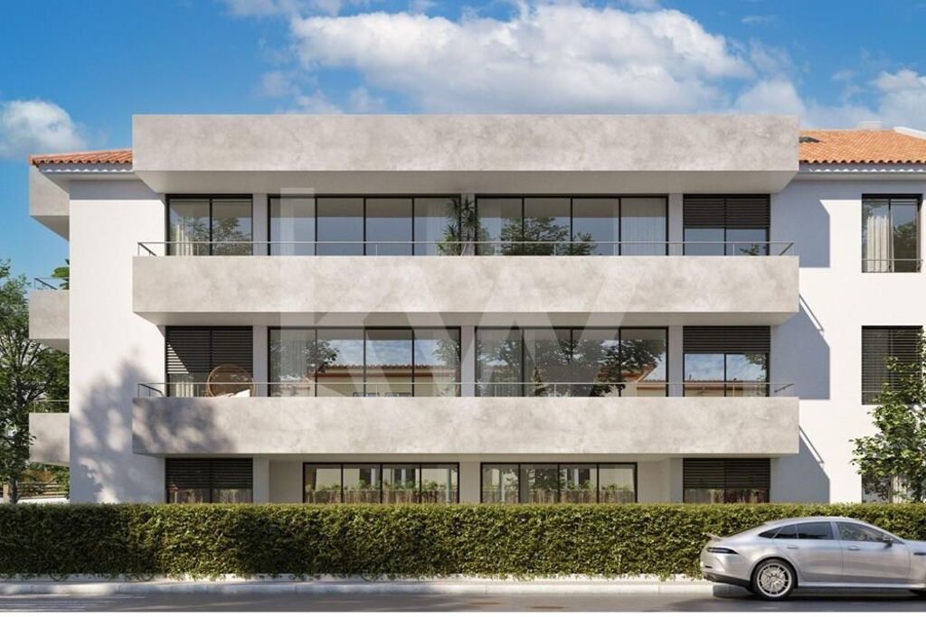 Apartamento T4 na Planta à Venda em Carcavelos - Lisboa - Portugal - 3