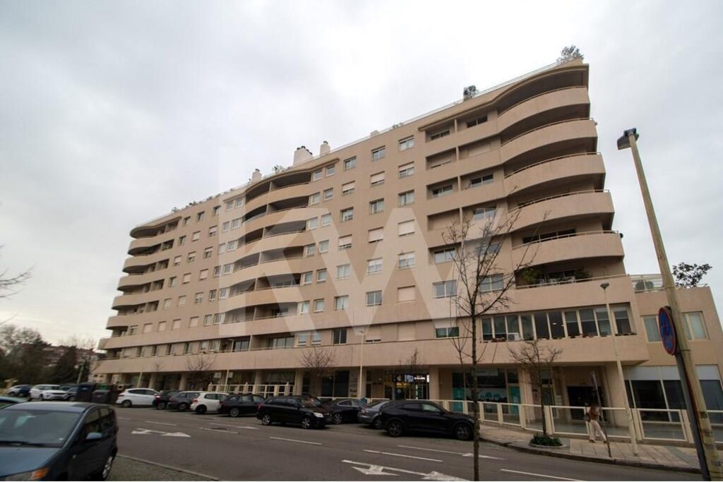 Apartamento T5+ à Venda em Porto - Portugal - 8