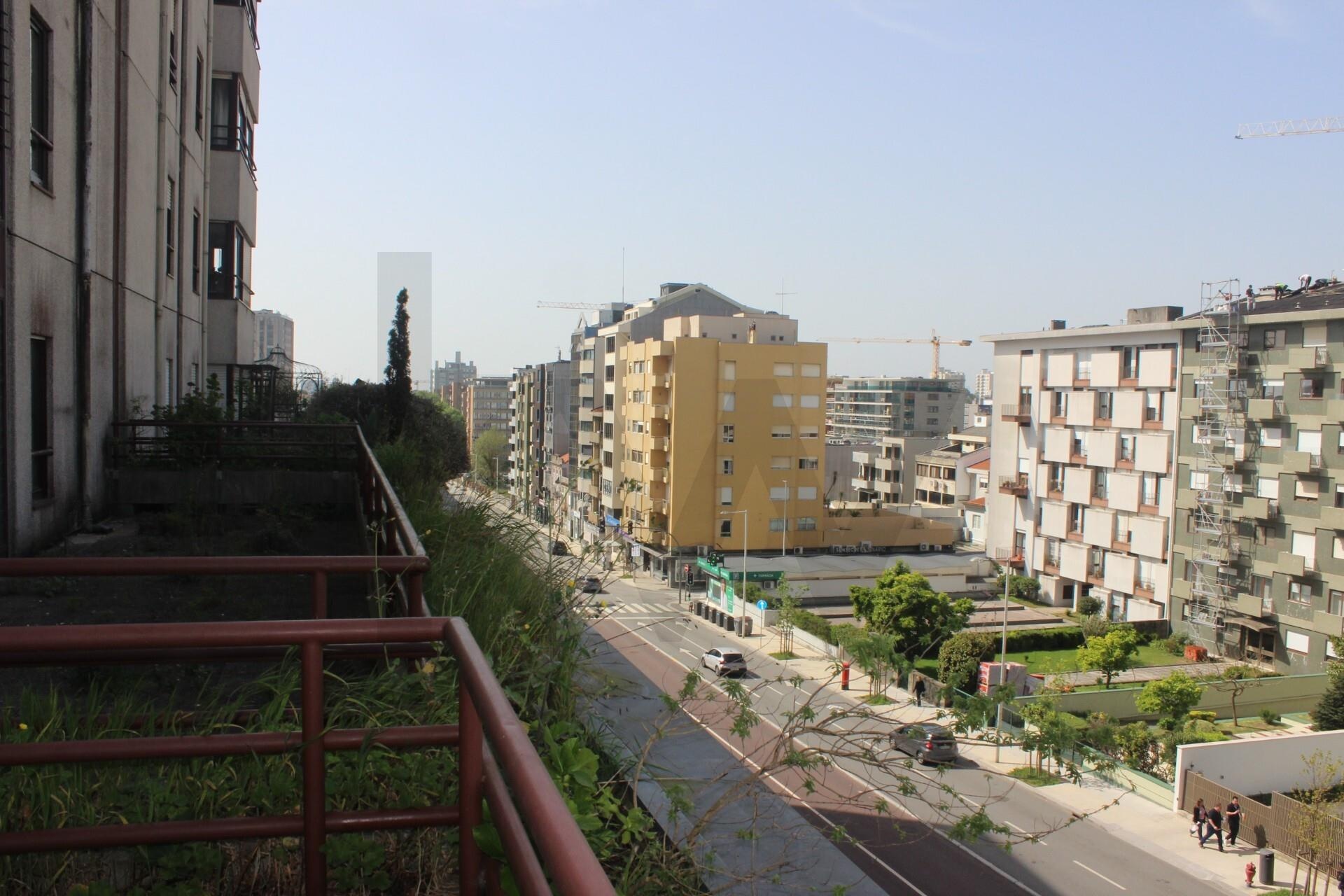Apartamento T5+ à Venda em Porto - Portugal - 2