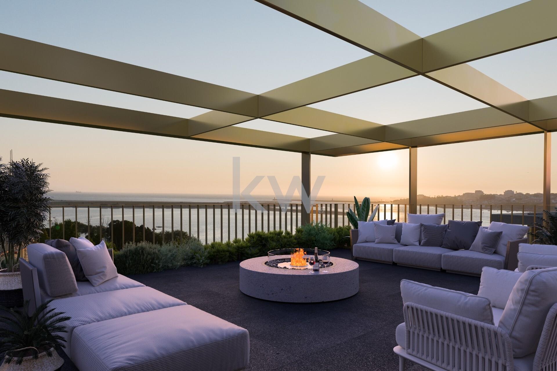 Apartamento T5+ à Venda em Vila Nova de Gaia - Portugal - 2