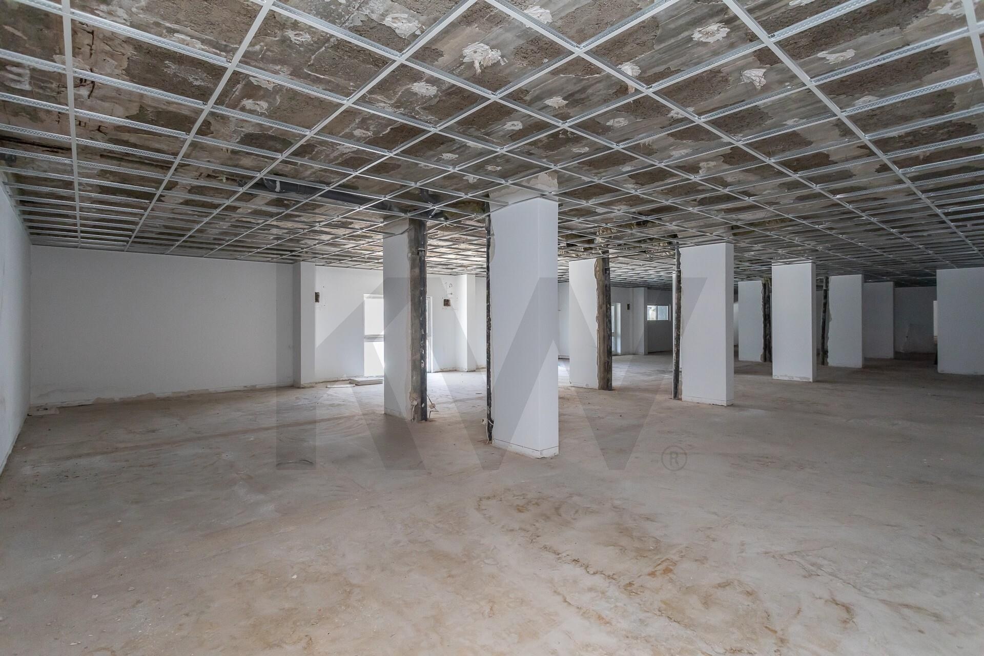 Apartamento T5+ à Venda em Estoril - Lisboa - Portugal - 4