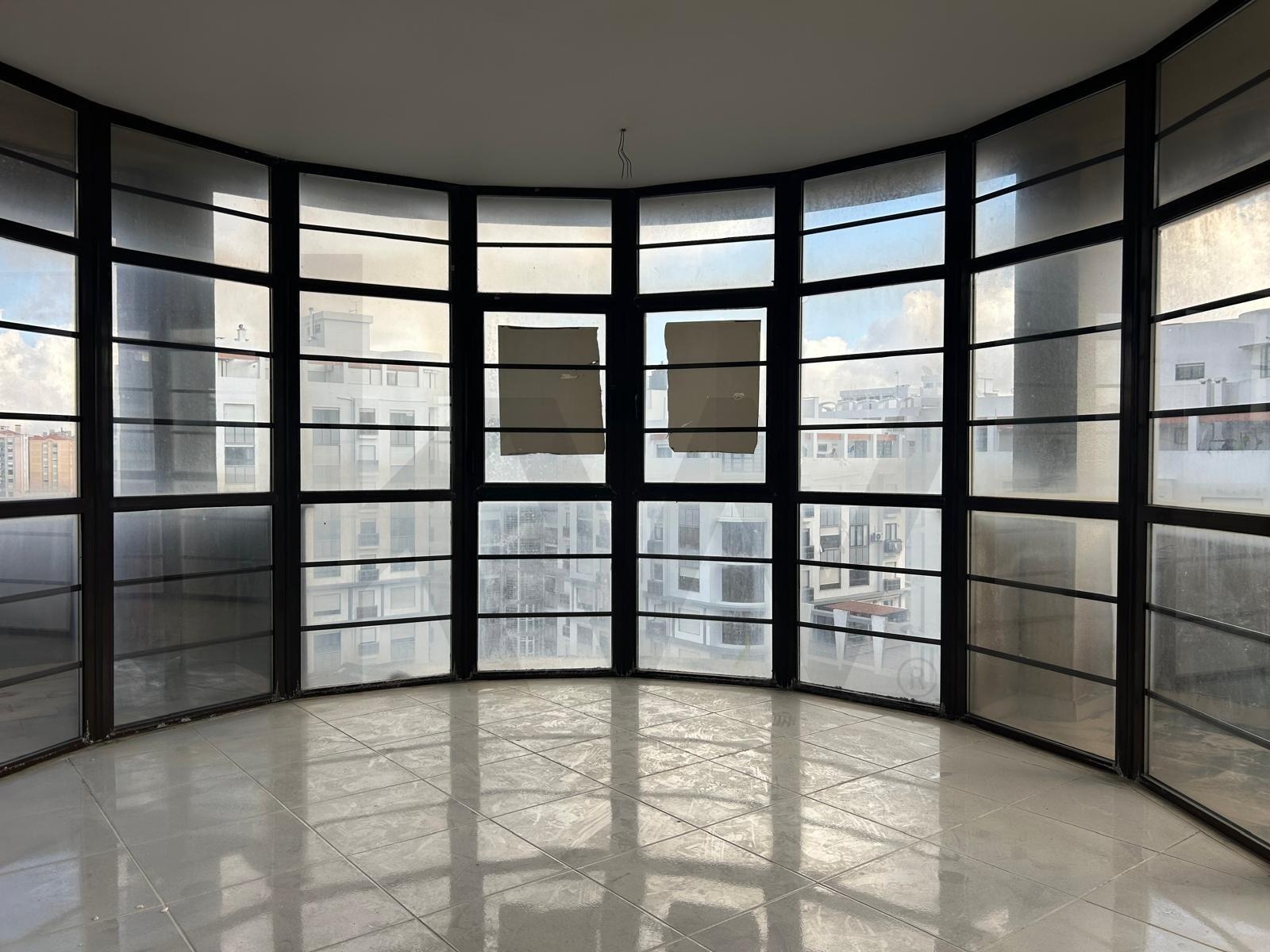 Apartamento T5+ à Venda em Mem Martins - Lisboa - Portugal - 4