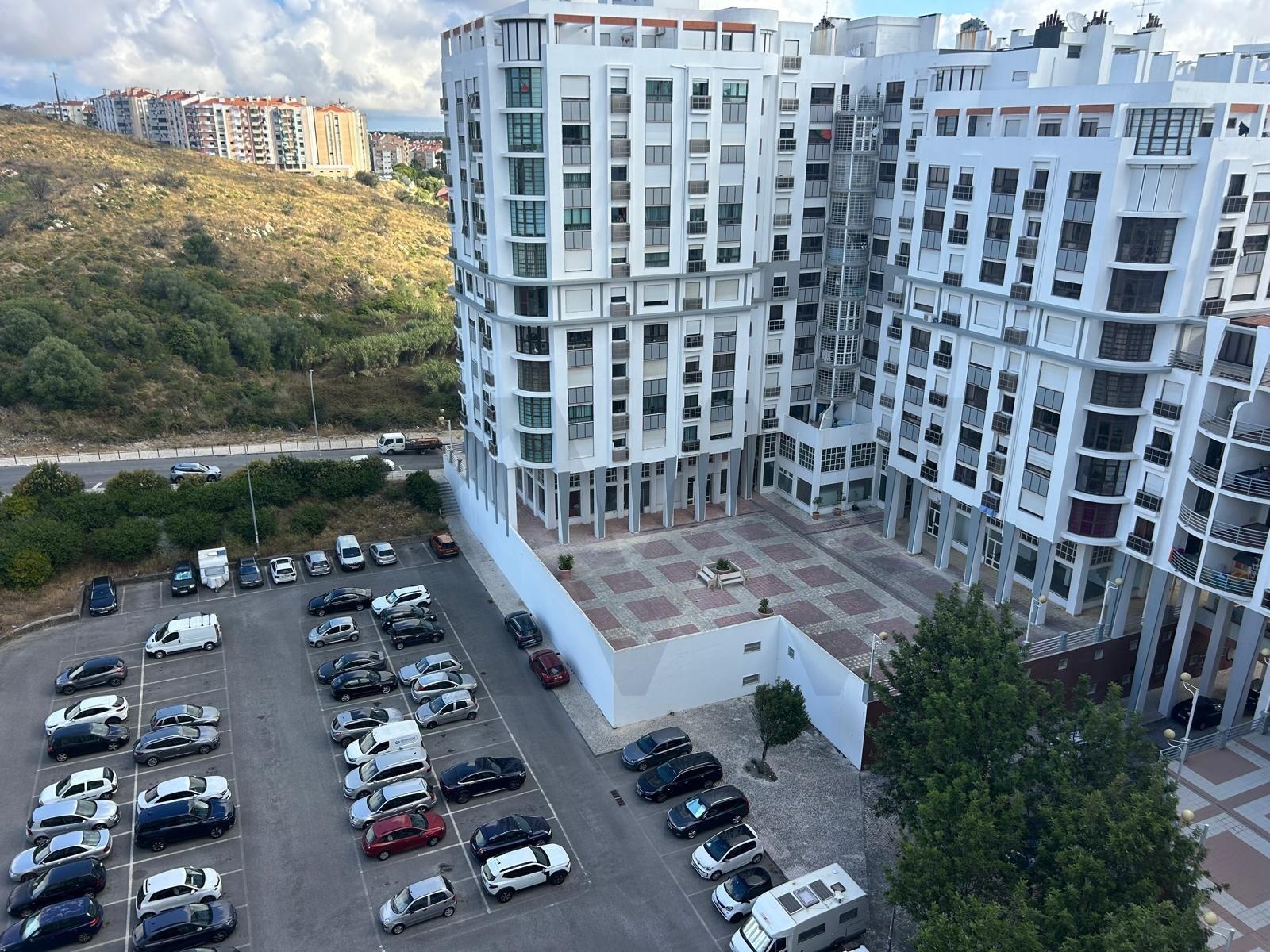 Apartamento T5+ à Venda em Mem Martins - Lisboa - Portugal - 7