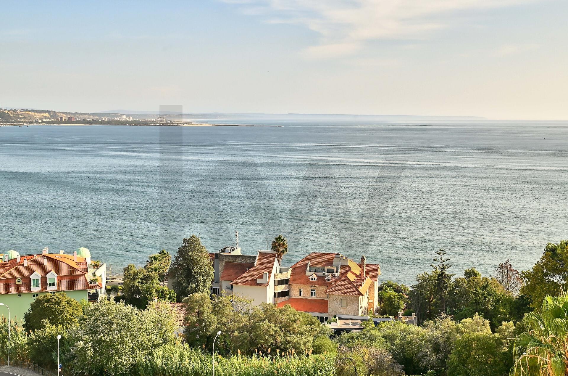 Apartamento T5 à Venda em Oeiras - Lisboa - Portugal - 3