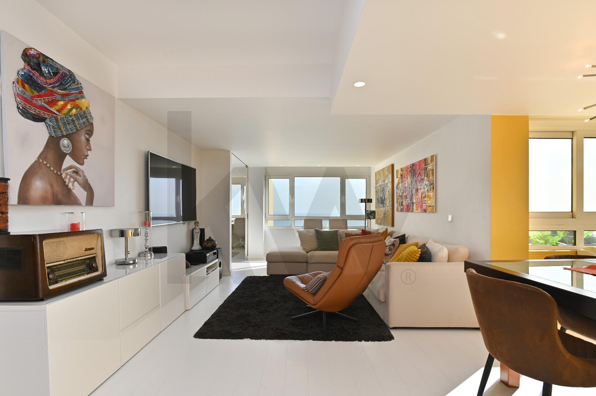 Apartamento T5 à Venda em Oeiras - Lisboa - Portugal - 4