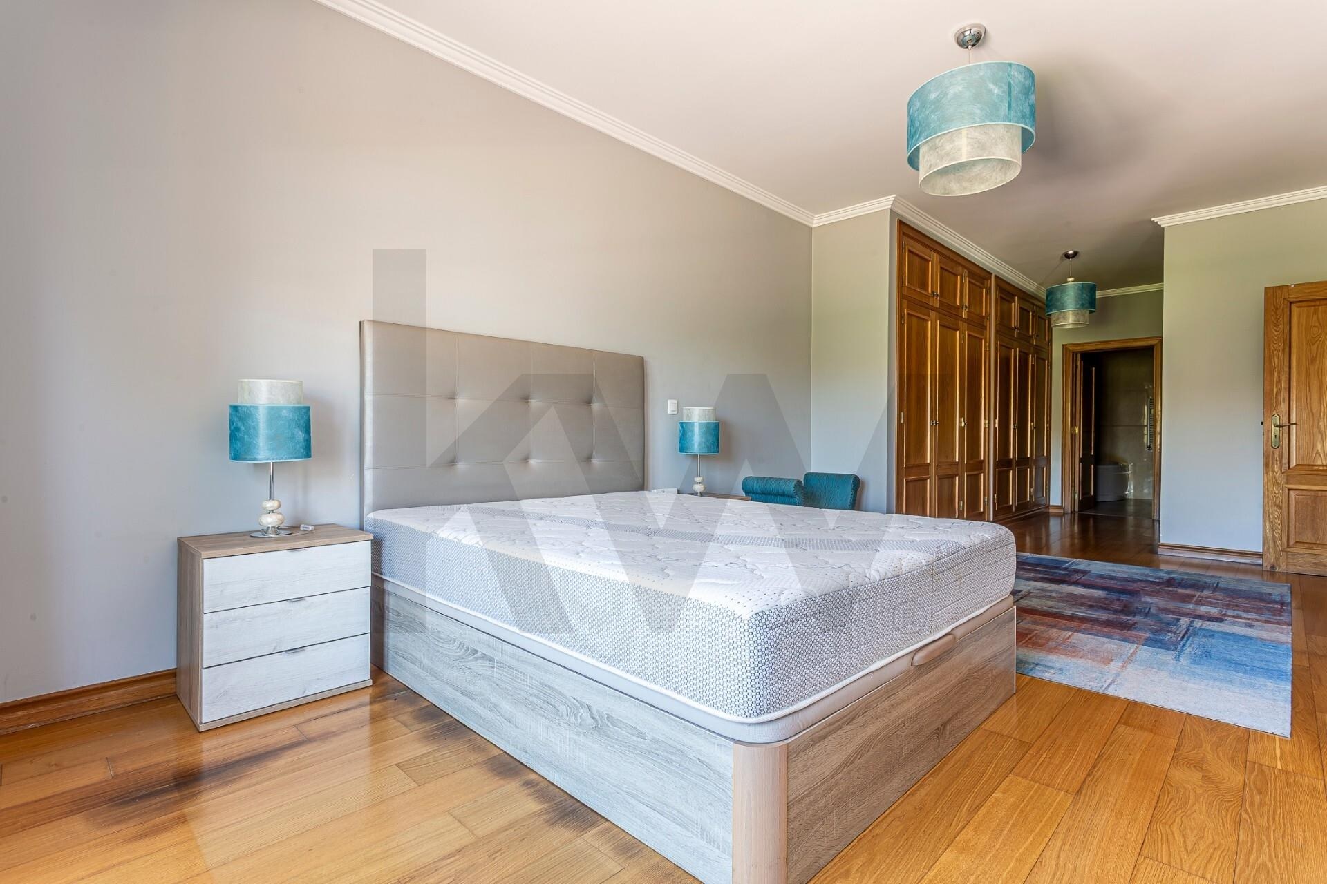 Apartamento T5+ à Venda em Setúbal - Portugal - 5