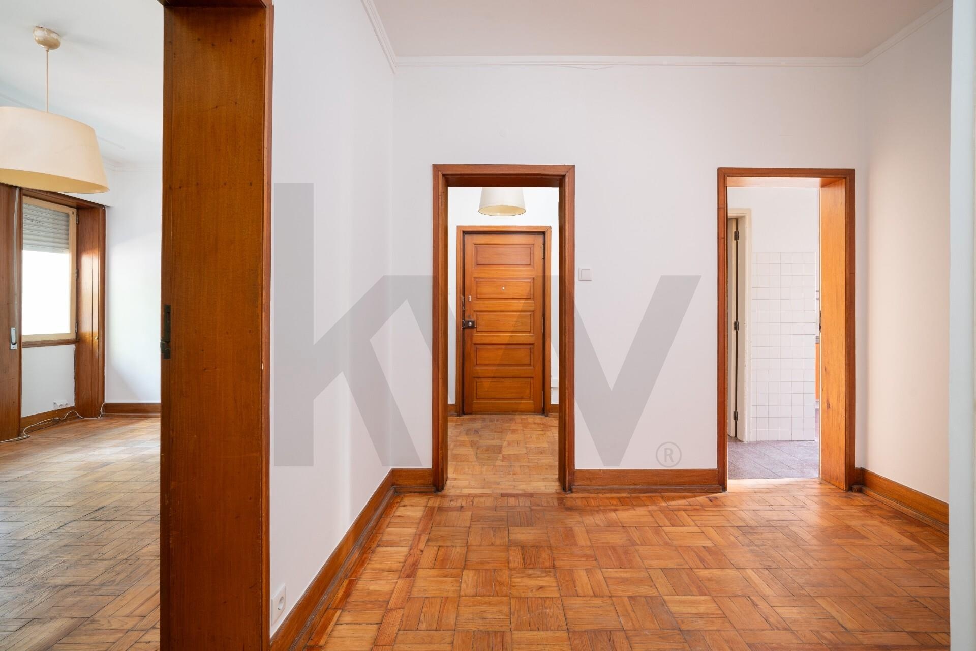 Apartamento T8 à Venda em Coimbra - Portugal - 6