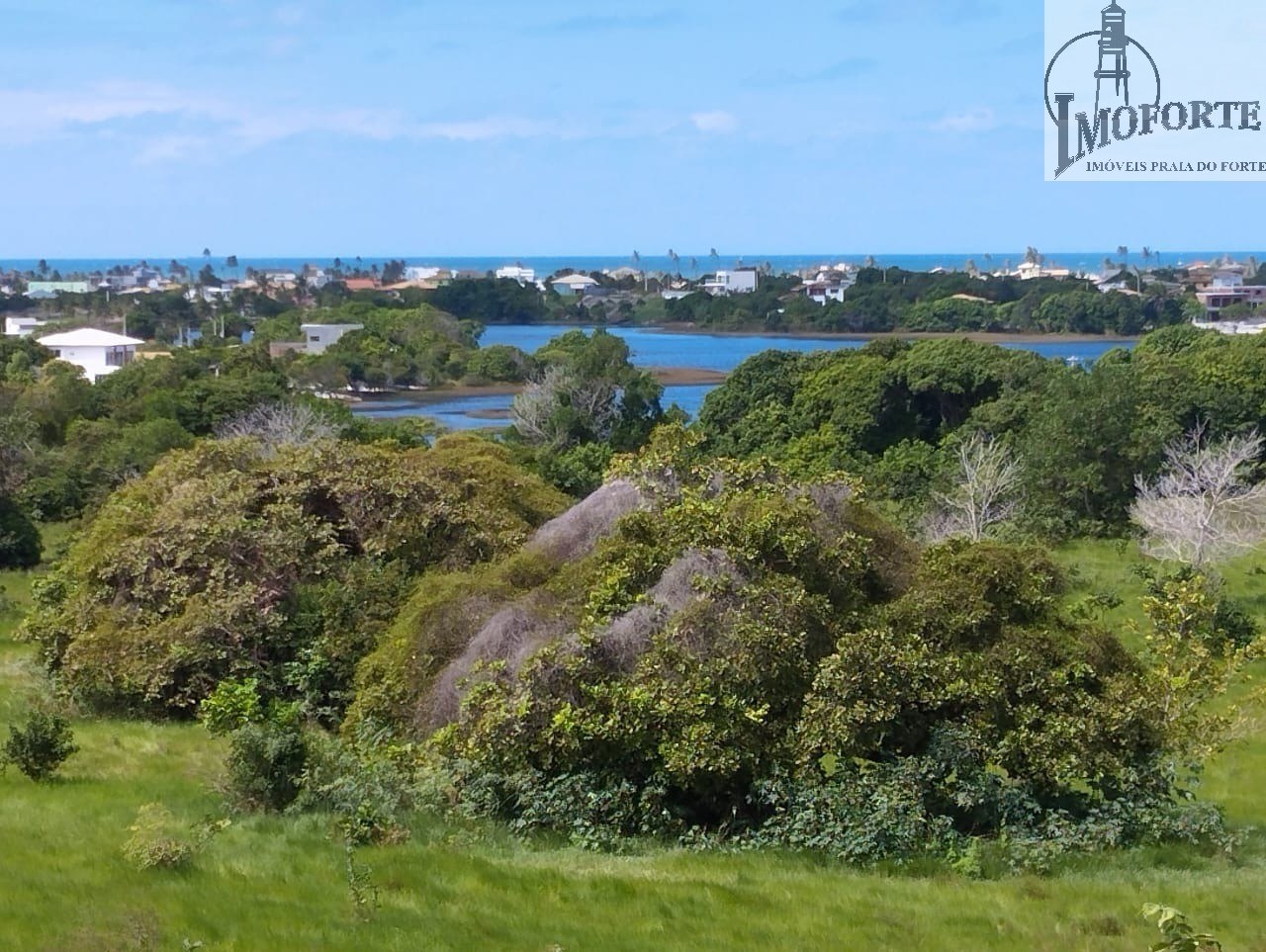 Área de 133.660 m² à Venda em Porto de Sauípe – Entre Rios – BA - 1