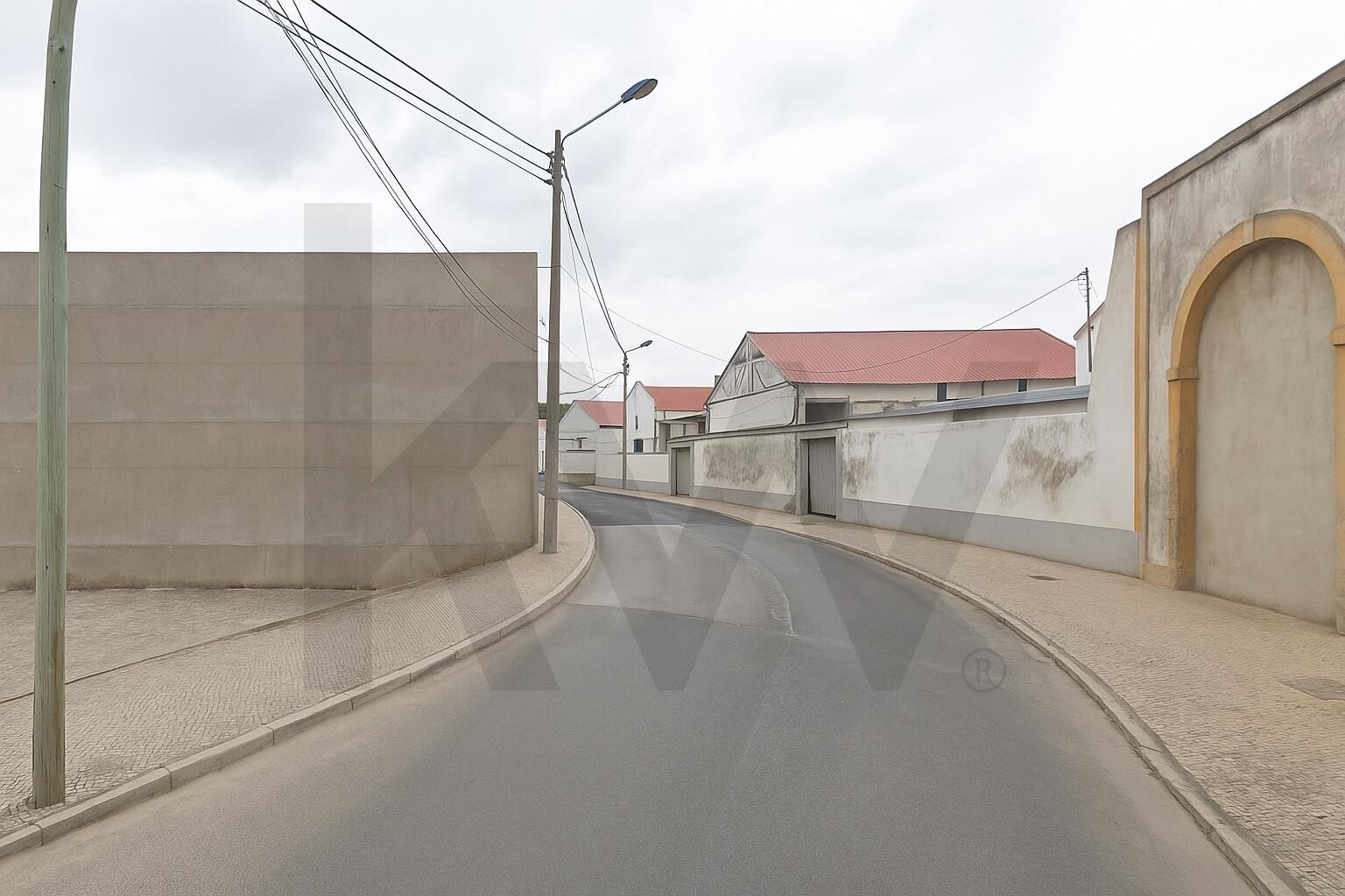 Armazém  à Venda em Montijo - Setúbal - Portugal - 2