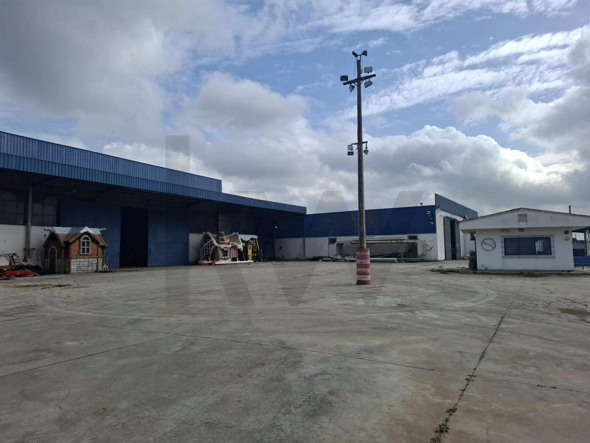 Armazém  à Venda em Montijo - Setúbal - Portugal - 2
