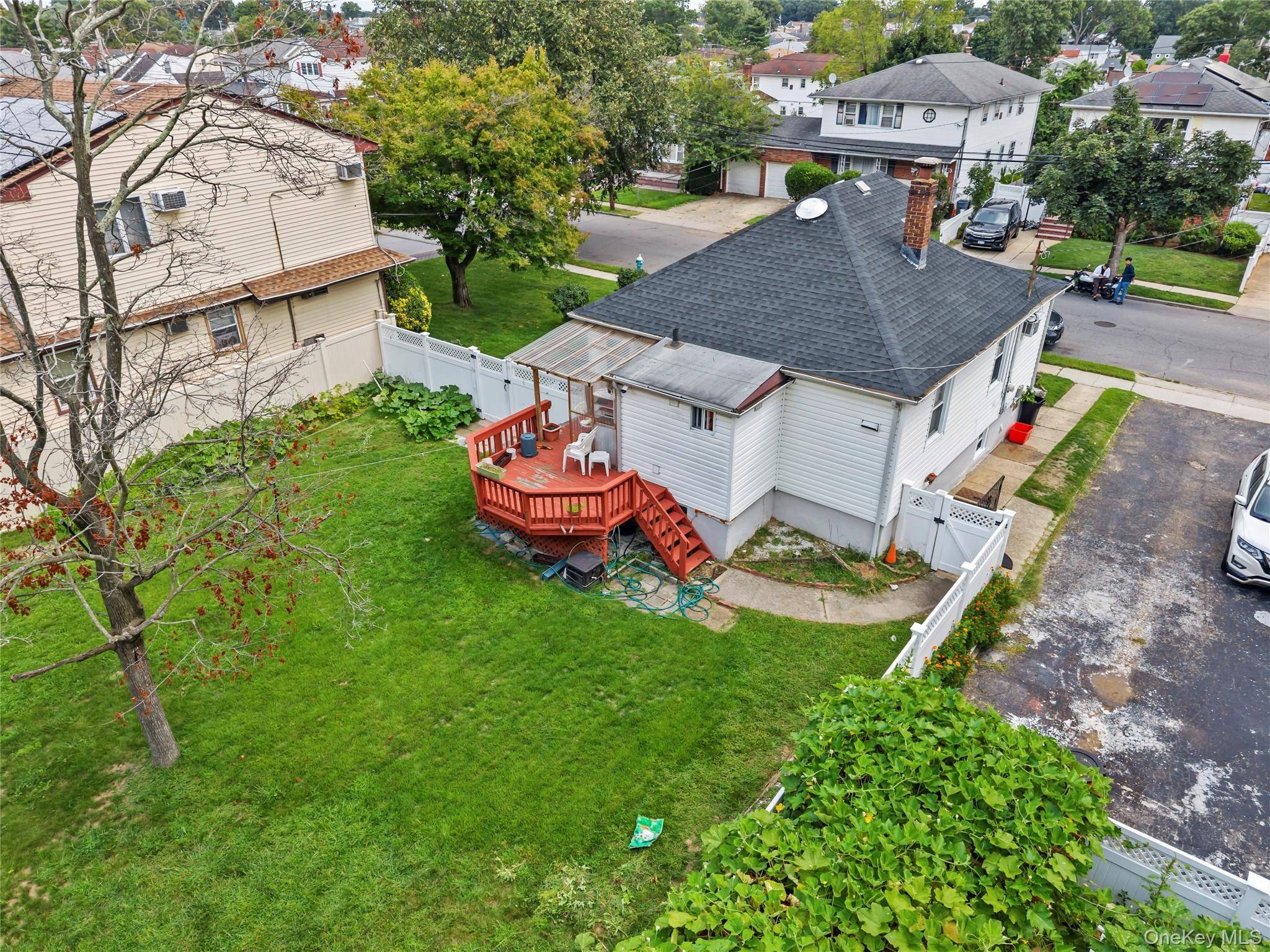 Casa à Venda em Elmont - Nova Iorque - EUA - 7