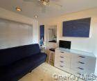 Casa com 0 Quartos à Venda em Cherry Grove - Nova Iorque - EUA - 6