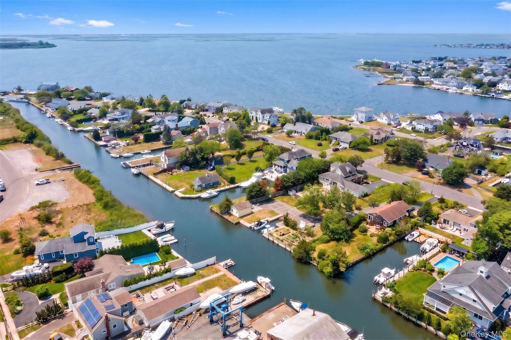 Casa com 1 Quartos à Venda em Amityville - Nova Iorque - EUA - 5