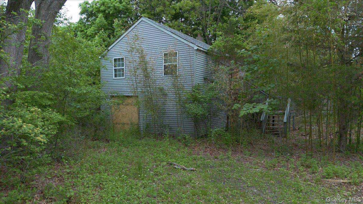 Casa com 1 Quartos à Venda em Centereach - Nova Iorque - EUA - 2