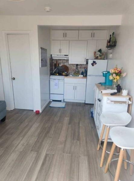 Casa de 1 Dormitorios en Venta en Cherry Grove, Fire Island, NY - 3