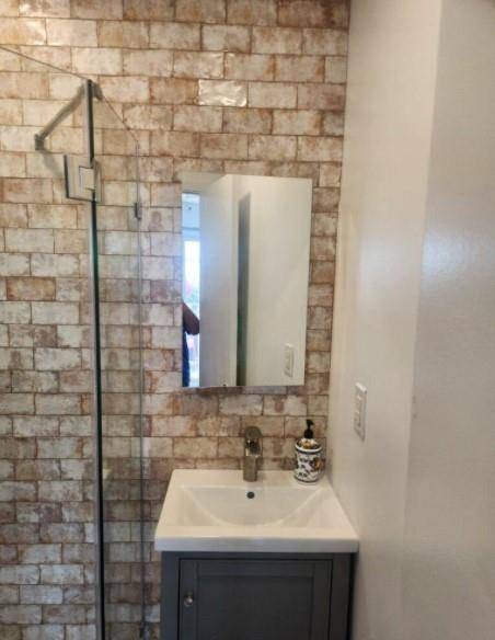 Casa de 1 Dormitorios en Venta en Cherry Grove, Fire Island, NY - 4