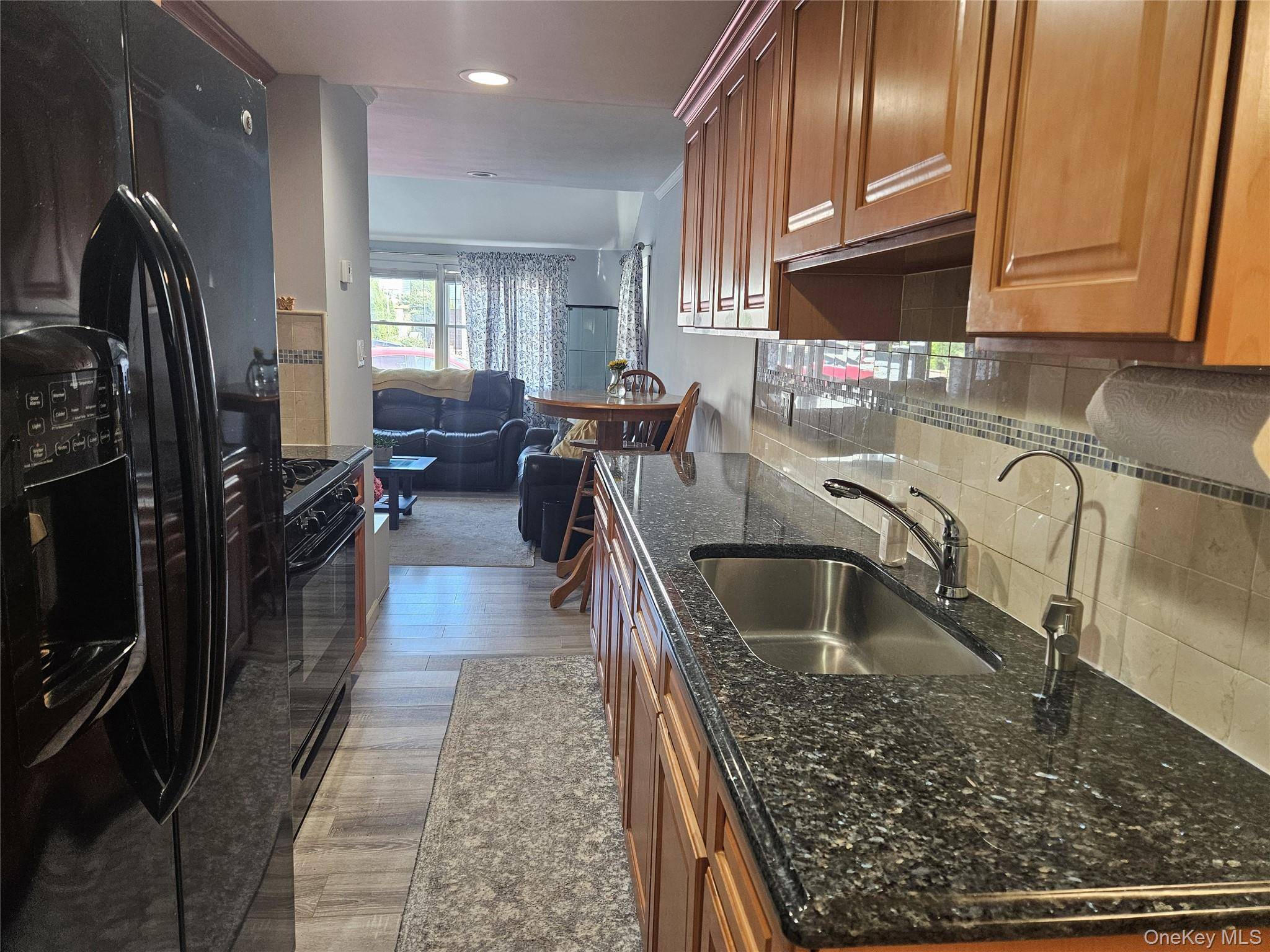 Casa com 1 Quartos à Venda em East Rockaway - Nova Iorque - EUA - 4