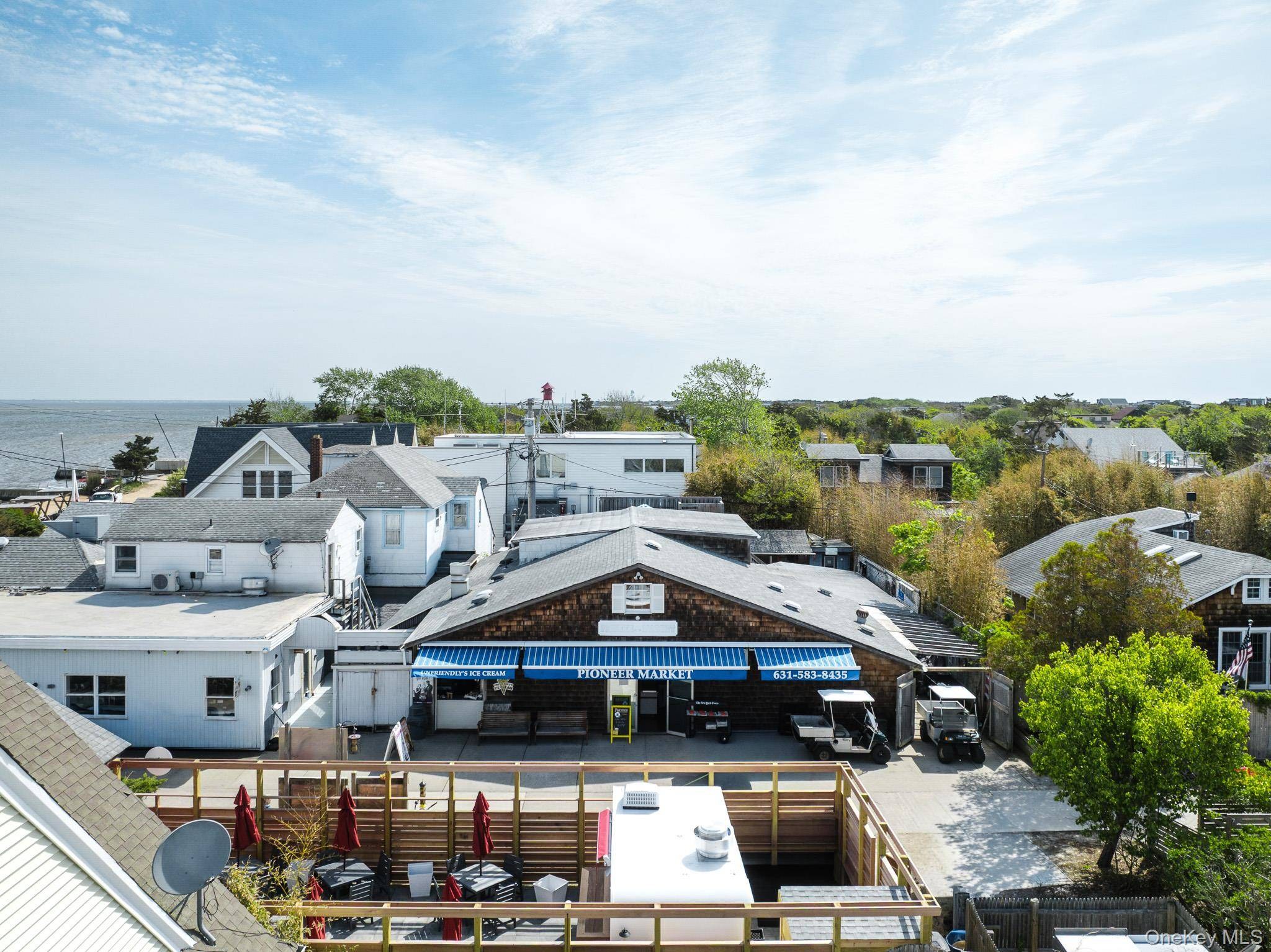 Maison de -1 Chambres à Vendre à Fair Harbor, Fire Island, NY - 1