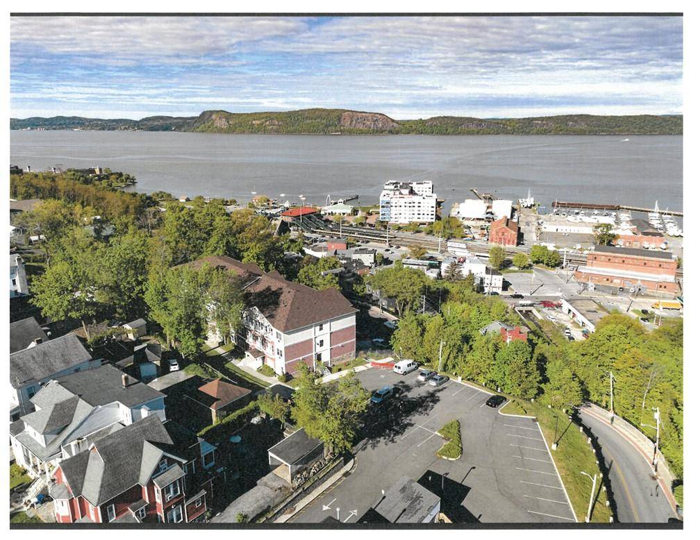 Casa com 1 Quartos à Venda em Ossining - Nova Iorque - EUA - 2