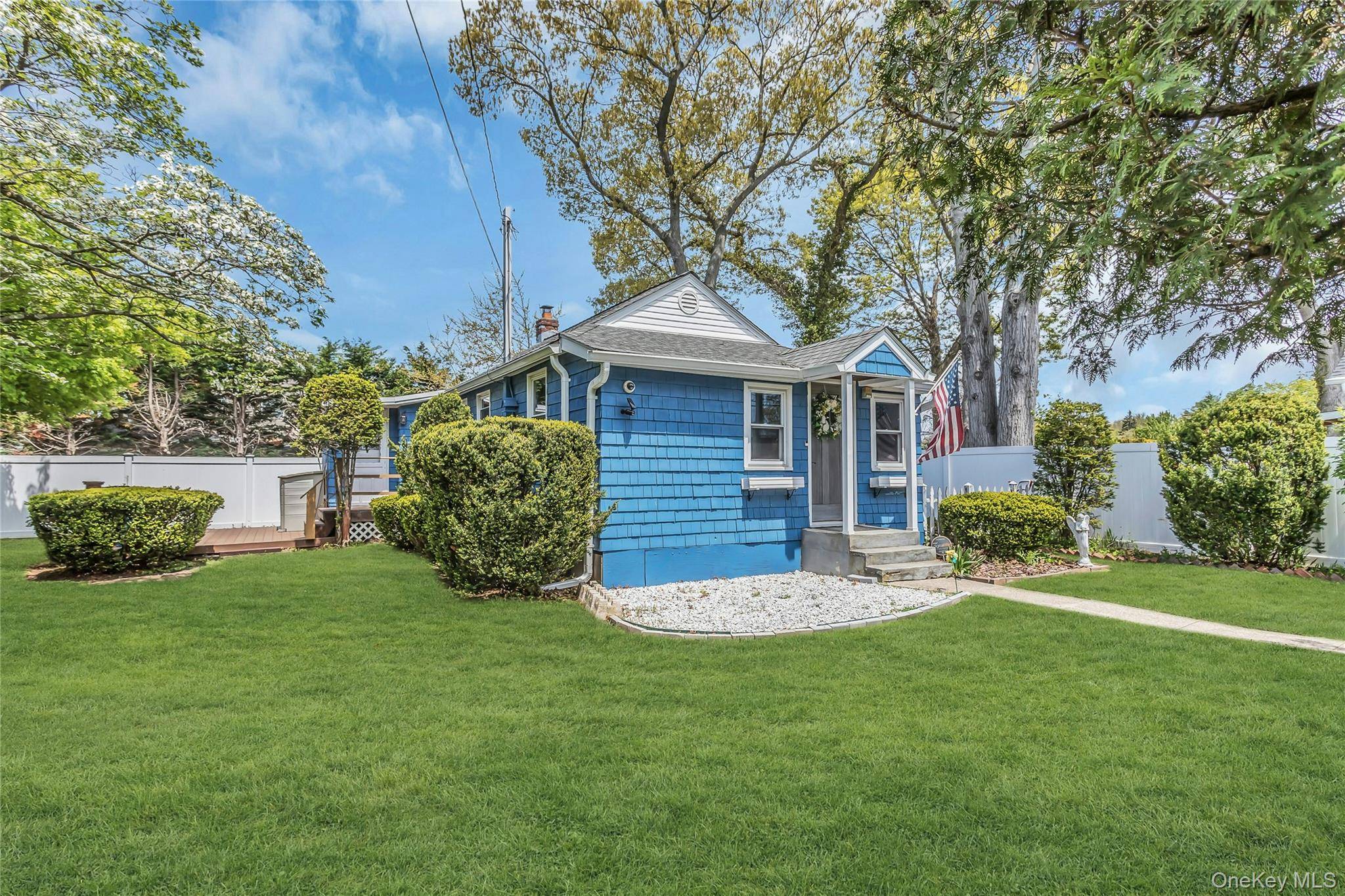 Casa com 1 Quartos à Venda em West Islip - Nova Iorque - EUA - 1