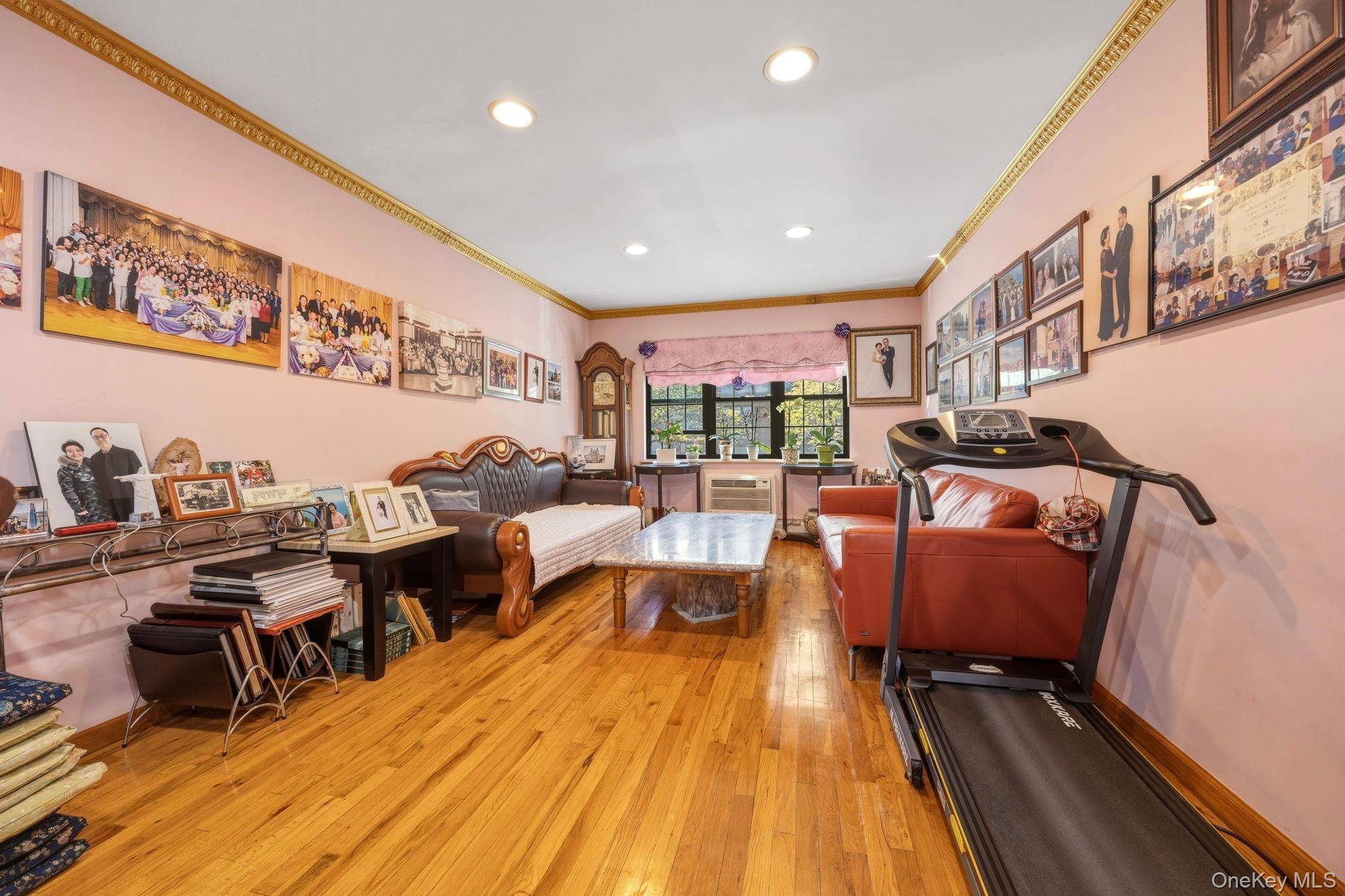 Casa de 10 Dormitorios en Venta en Douglaston - Nueva York - EE. UU. - 5