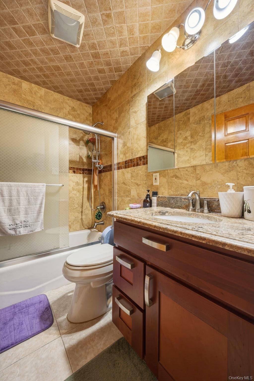 Casa de 10 Dormitorios en Venta en Douglaston - Nueva York - EE. UU. - 8