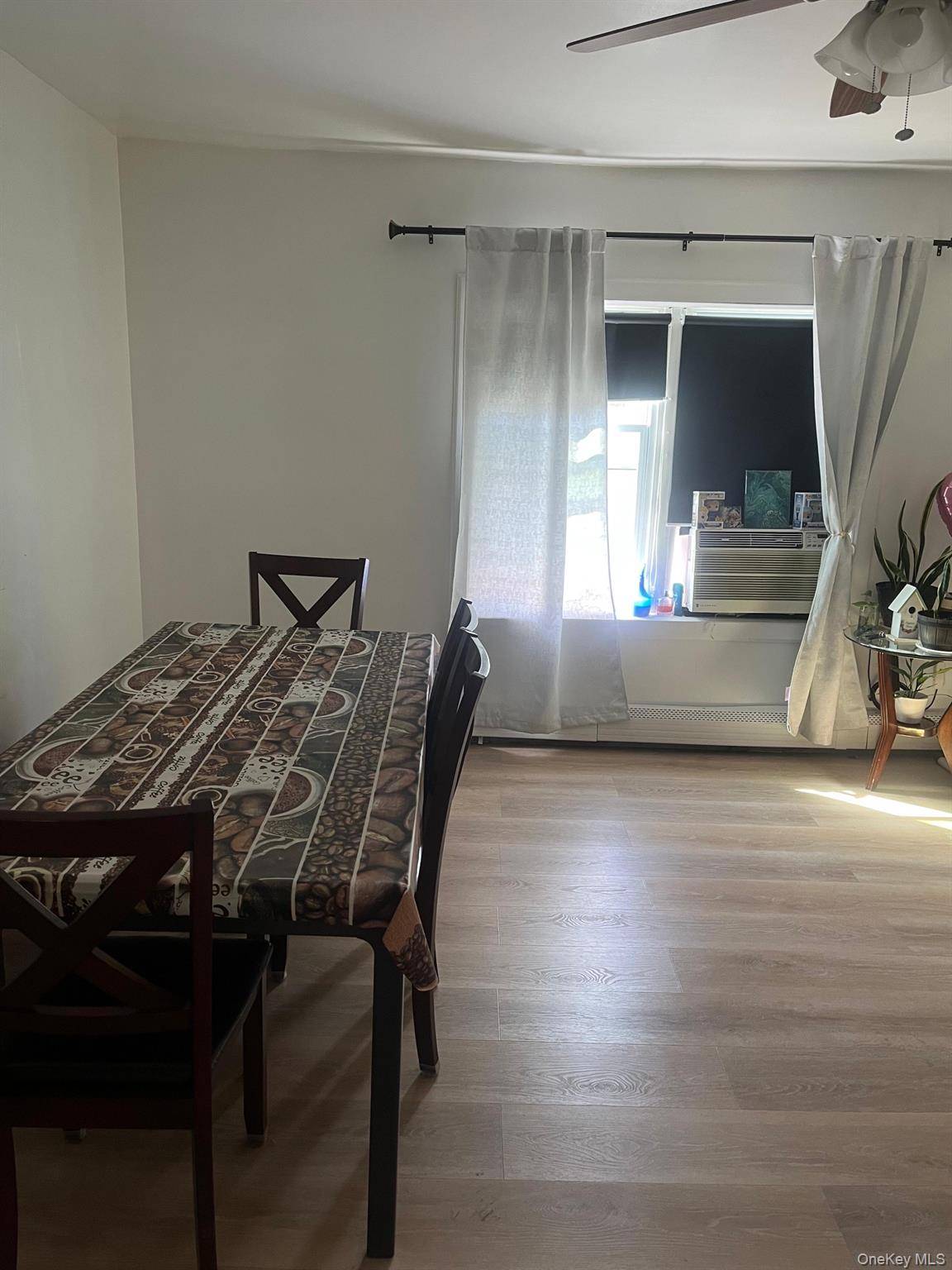 Casa com 11 Quartos à Venda em Bronx - Nova Iorque - EUA - 4