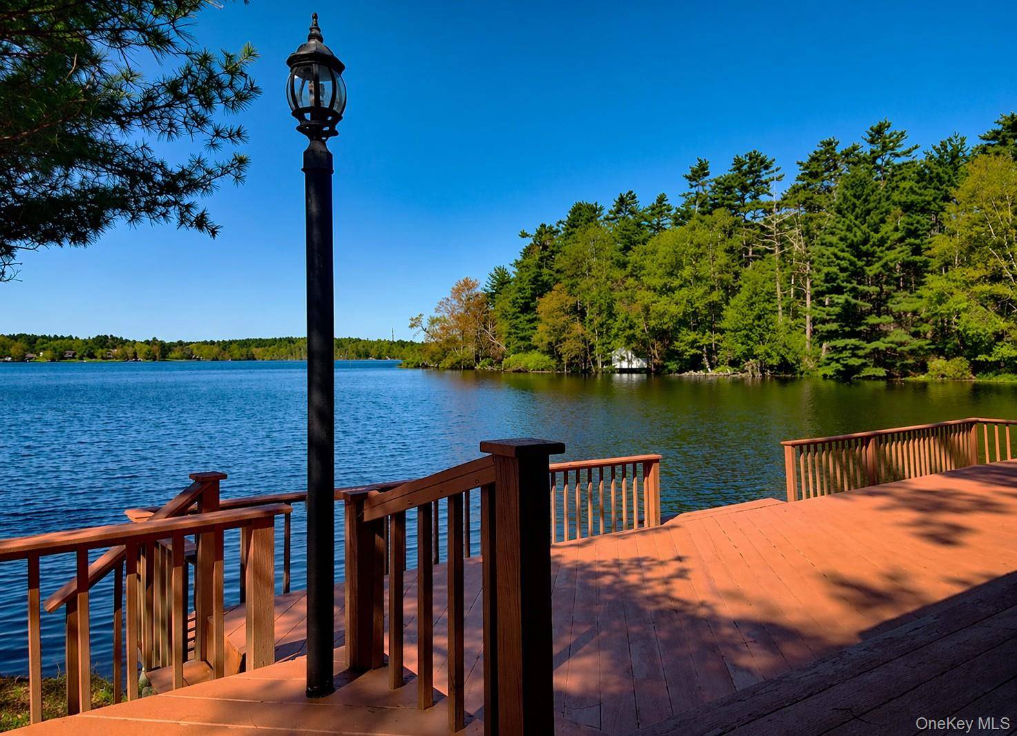 Casa de 11 Dormitorios en Venta en Highland Lake - Nueva York - EE. UU. - 4