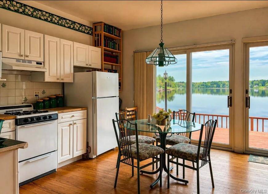 Casa de 11 Dormitorios en Venta en Highland Lake - Nueva York - EE. UU. - 8