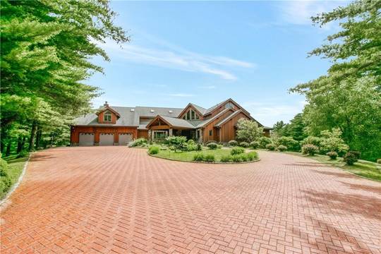12 Bedroom Home for Sale in Monticello - NY - USA - 5