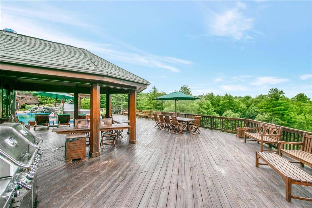 12 Bedroom Home for Sale in Monticello - NY - USA - 6