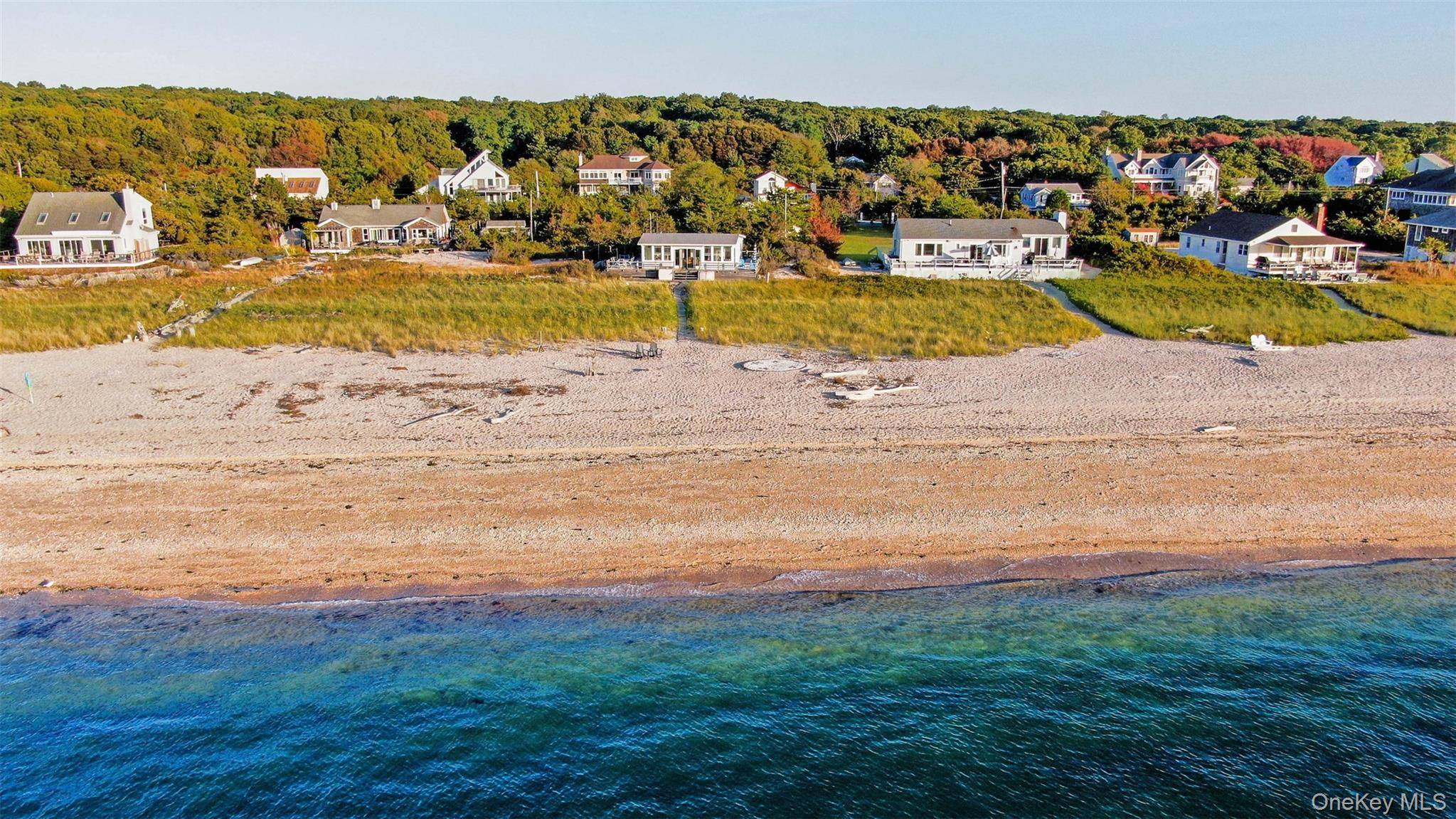 Casa com 2 Quartos à Beira-Mar à Venda em Southold - Nova Iorque - EUA - 4
